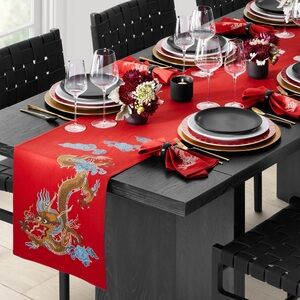 Williams Sonoma Lunar Dragon 🐉 Embroidered Table Runner BNWT